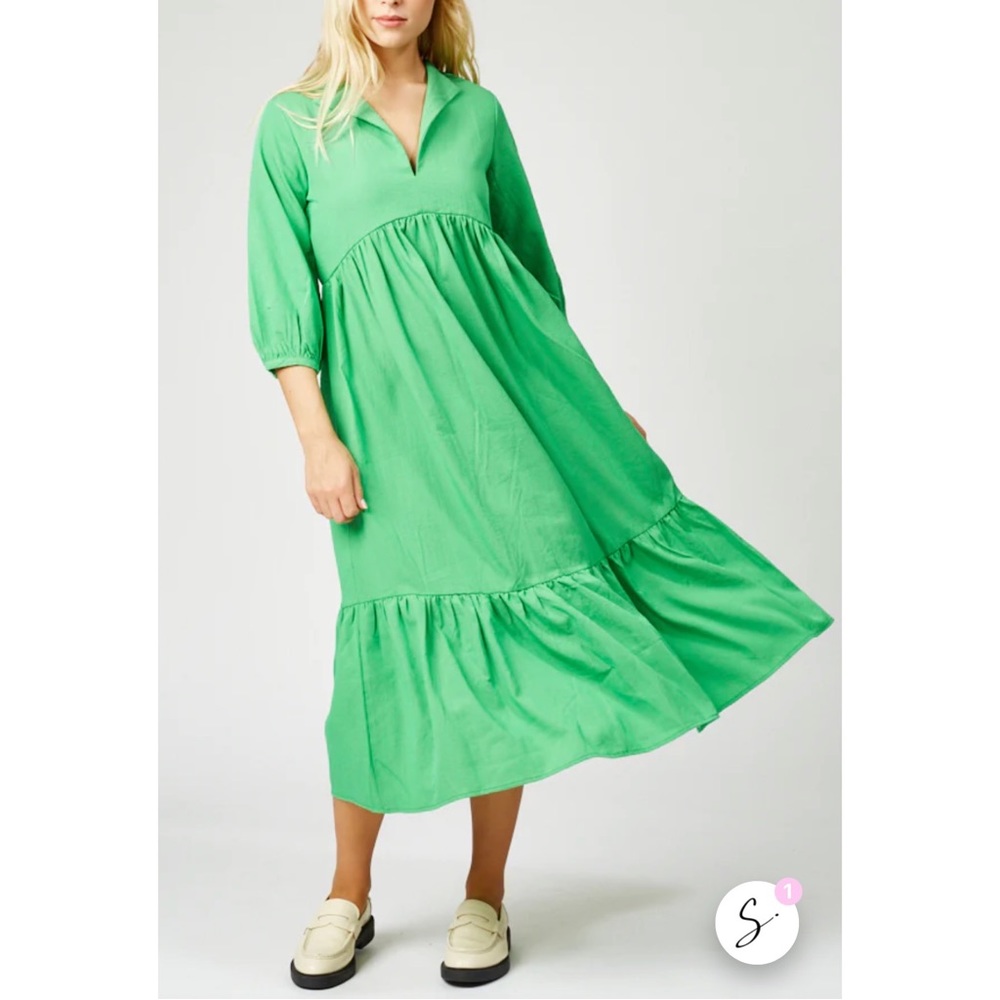 The Mindy Midi Dress Kelly Green Tiered Silk and Salt